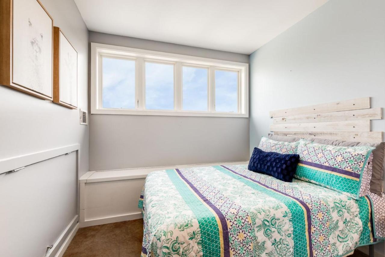 Walk Score 90!!-Historic Downtown District-2 Blocks To Famous Forsyth Park- Huge Private Patio-Private Parking Савана Екстериор снимка