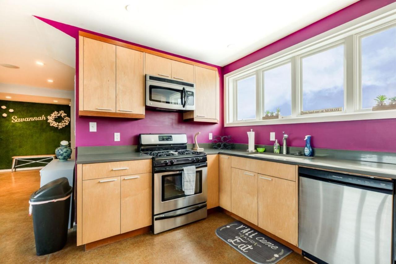 Walk Score 90!!-Historic Downtown District-2 Blocks To Famous Forsyth Park- Huge Private Patio-Private Parking Савана Екстериор снимка