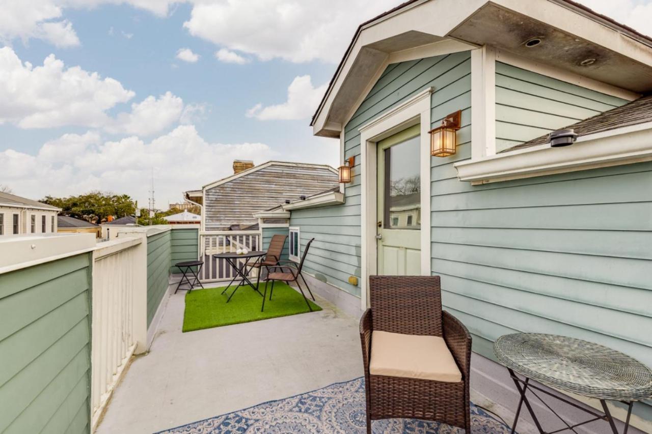 Walk Score 90!!-Historic Downtown District-2 Blocks To Famous Forsyth Park- Huge Private Patio-Private Parking Савана Екстериор снимка